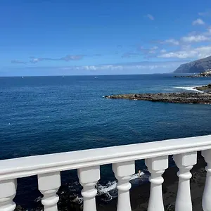 Luxury Gigantes Villa
